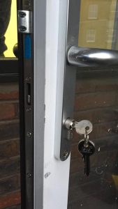 lock replacement uPVC door Clapham locksmith london
