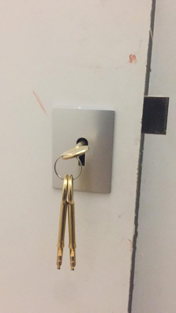 professional locksmith clapham high street emergency