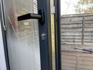 Locksmith SW8 all services available 24 hours in SW8 London