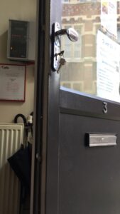 clapham locksmith london Emergency door opening locksmith