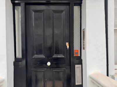 Anti-Snap Locks in Clapham