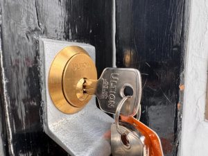anti snap locks clapham Ultion